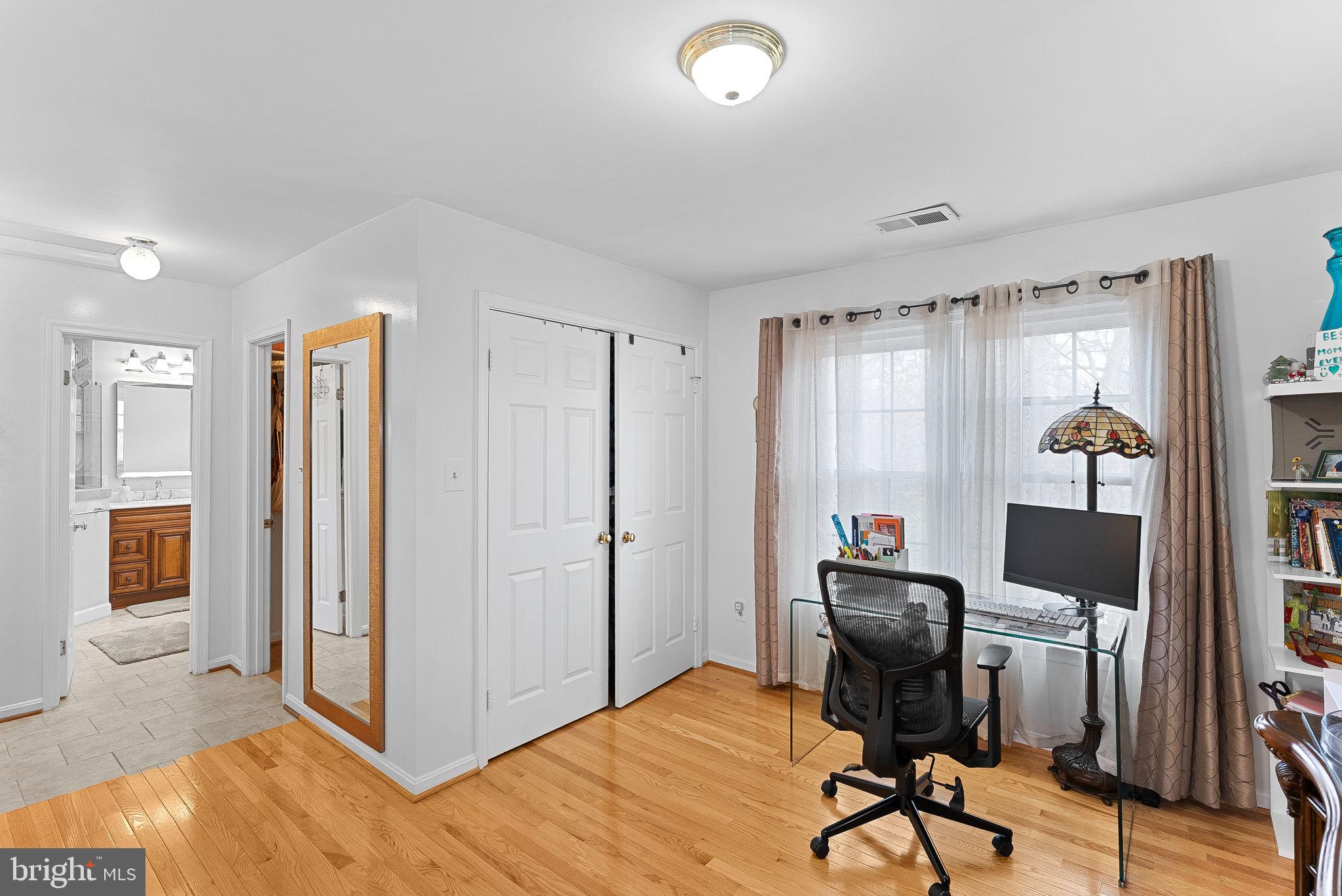 CROSSPOINTE - Residential