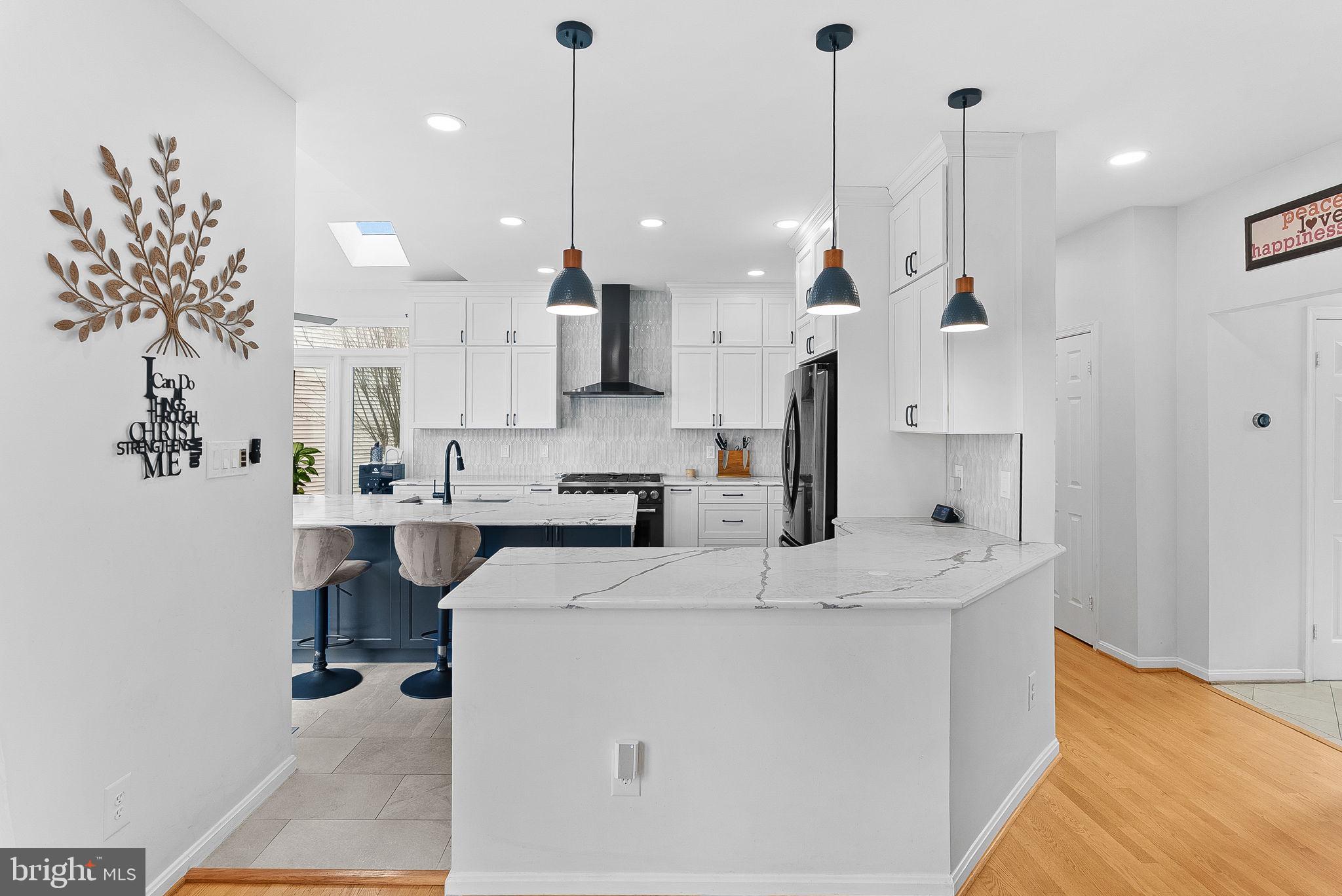 CROSSPOINTE - Residential