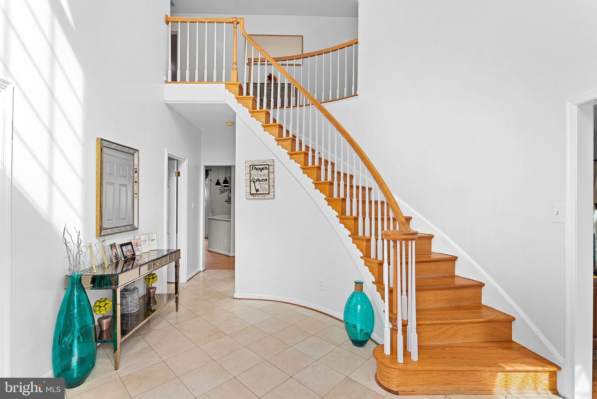 CROSSPOINTE - Residential