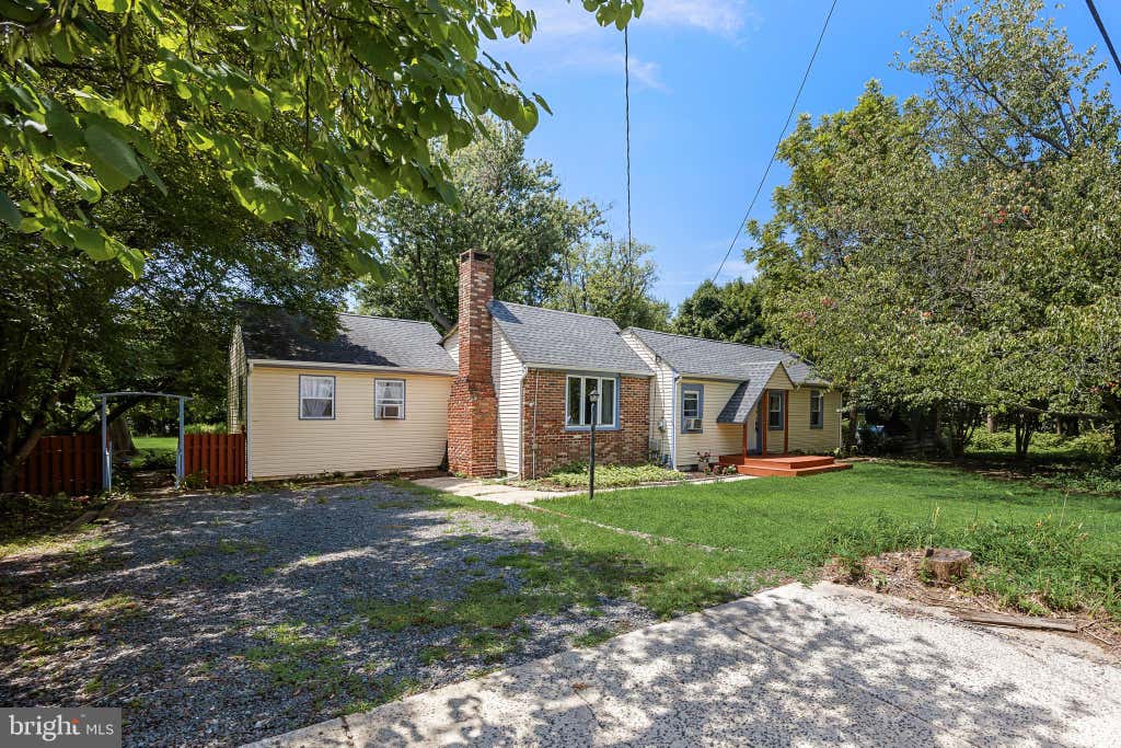 Photo of 314 Leonard Ln, THOROFARE, NJ 08086 (MLS # NJGL2076756)