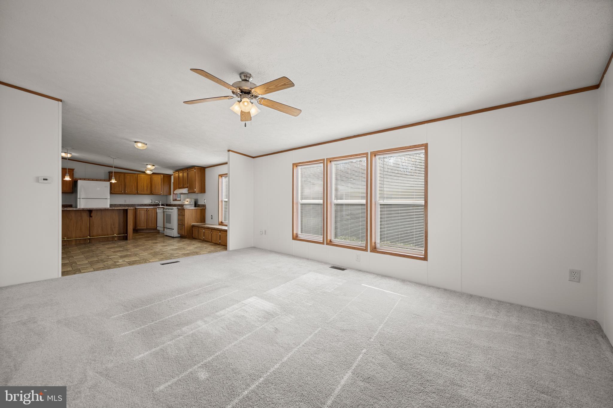 BRENTWOOD MANOR - Residential