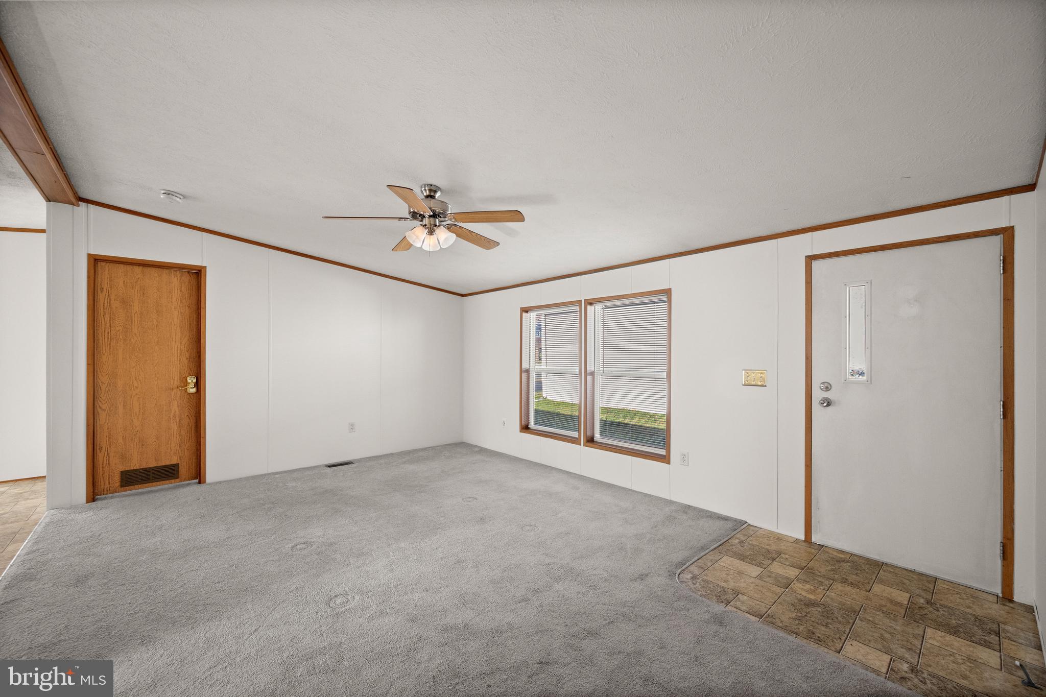 BRENTWOOD MANOR - Residential