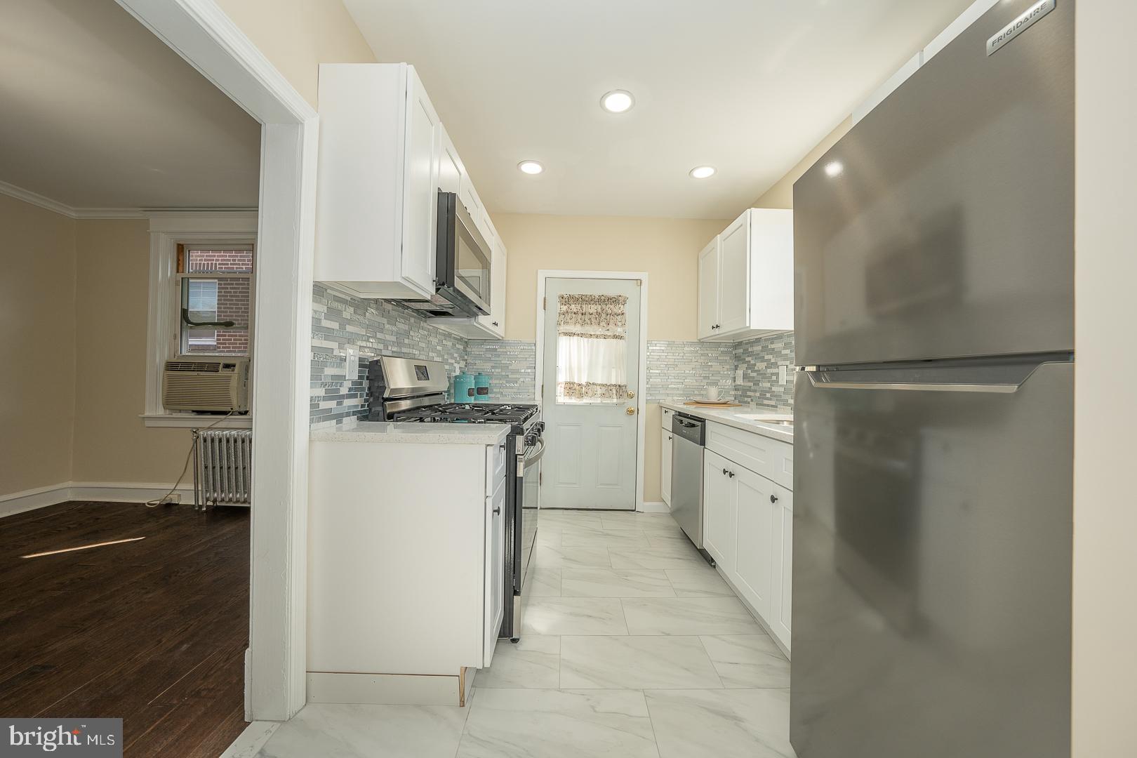 COBBS CREEK - Residential