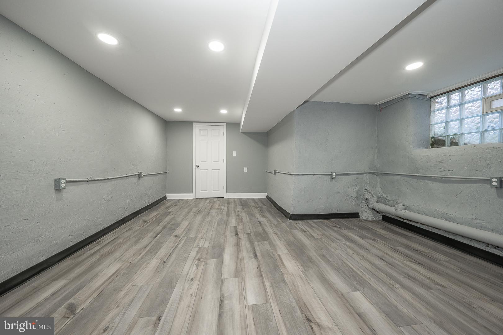 COBBS CREEK - Residential