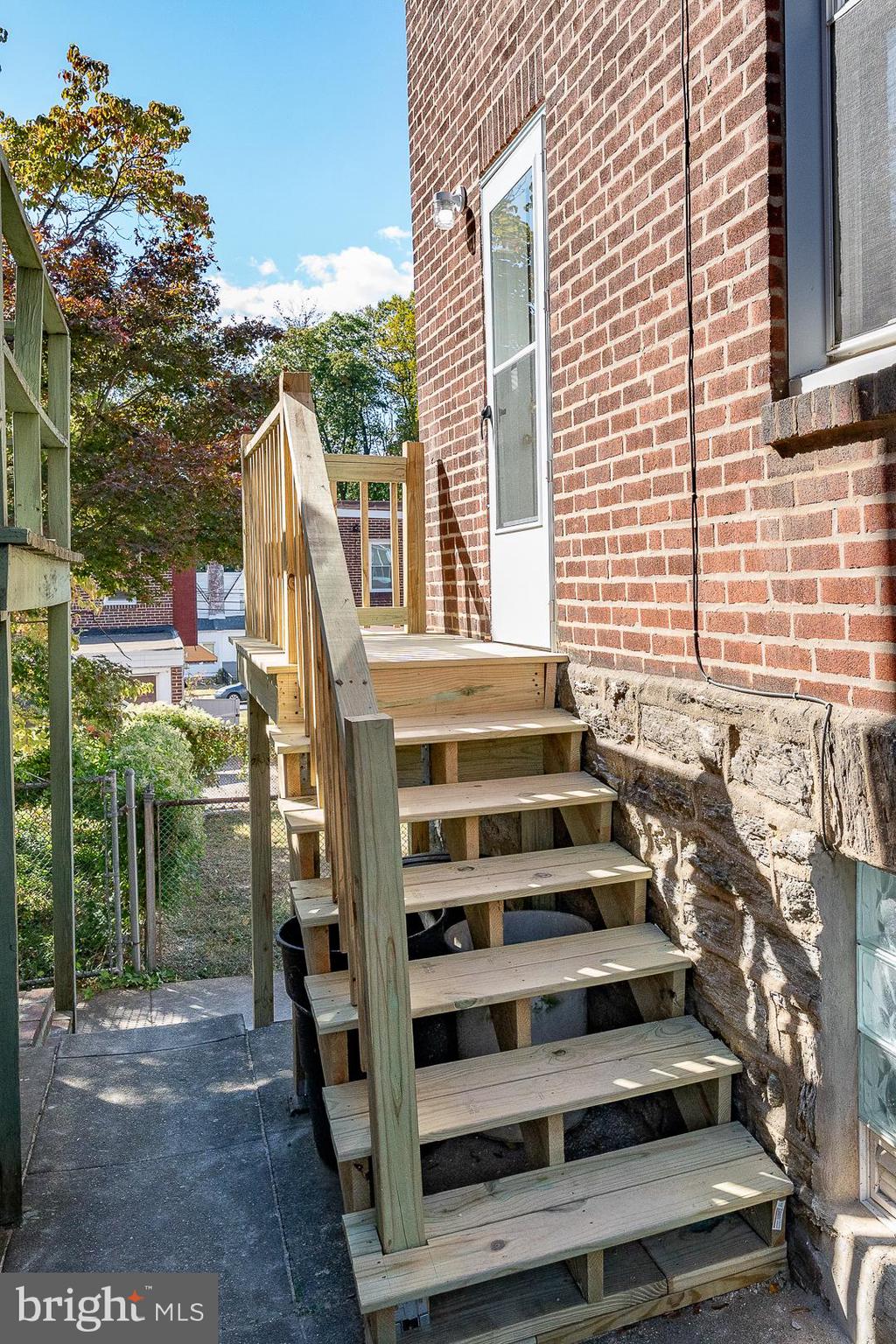 COBBS CREEK - Residential