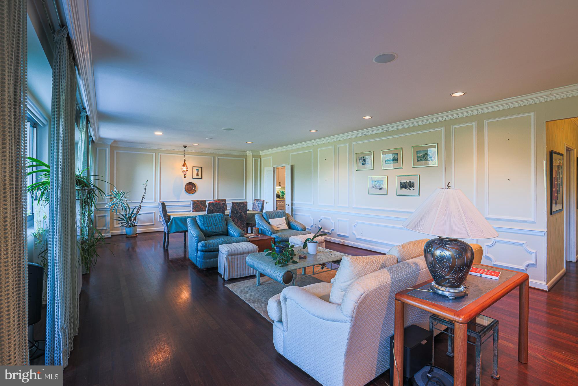 11 SLADE AVENUE 301