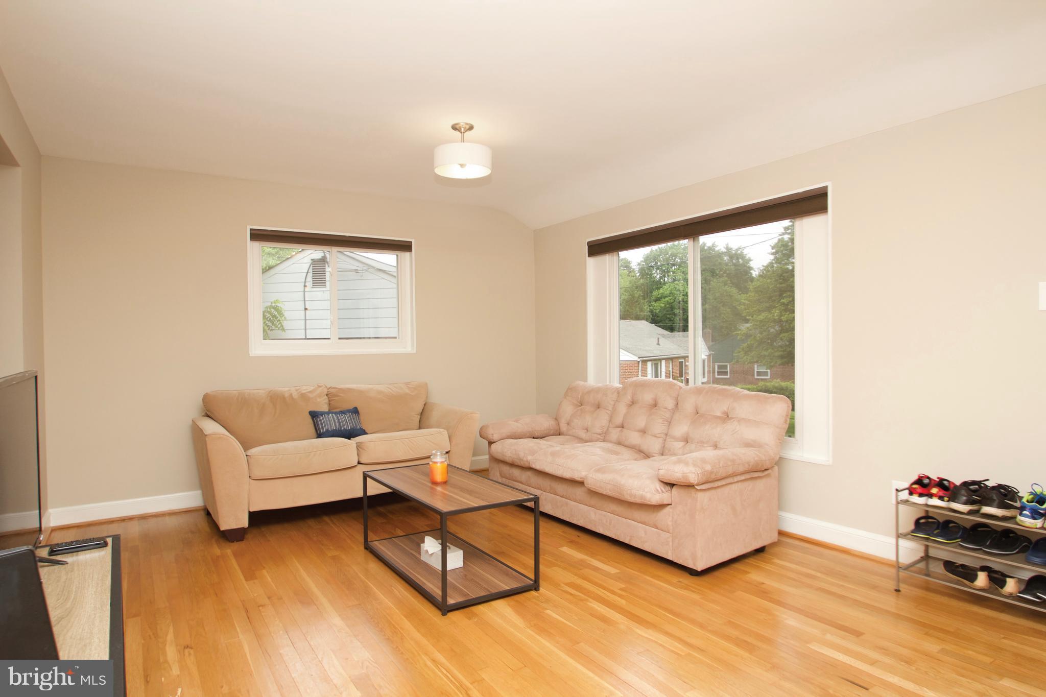 WHEATON FOREST - Residential