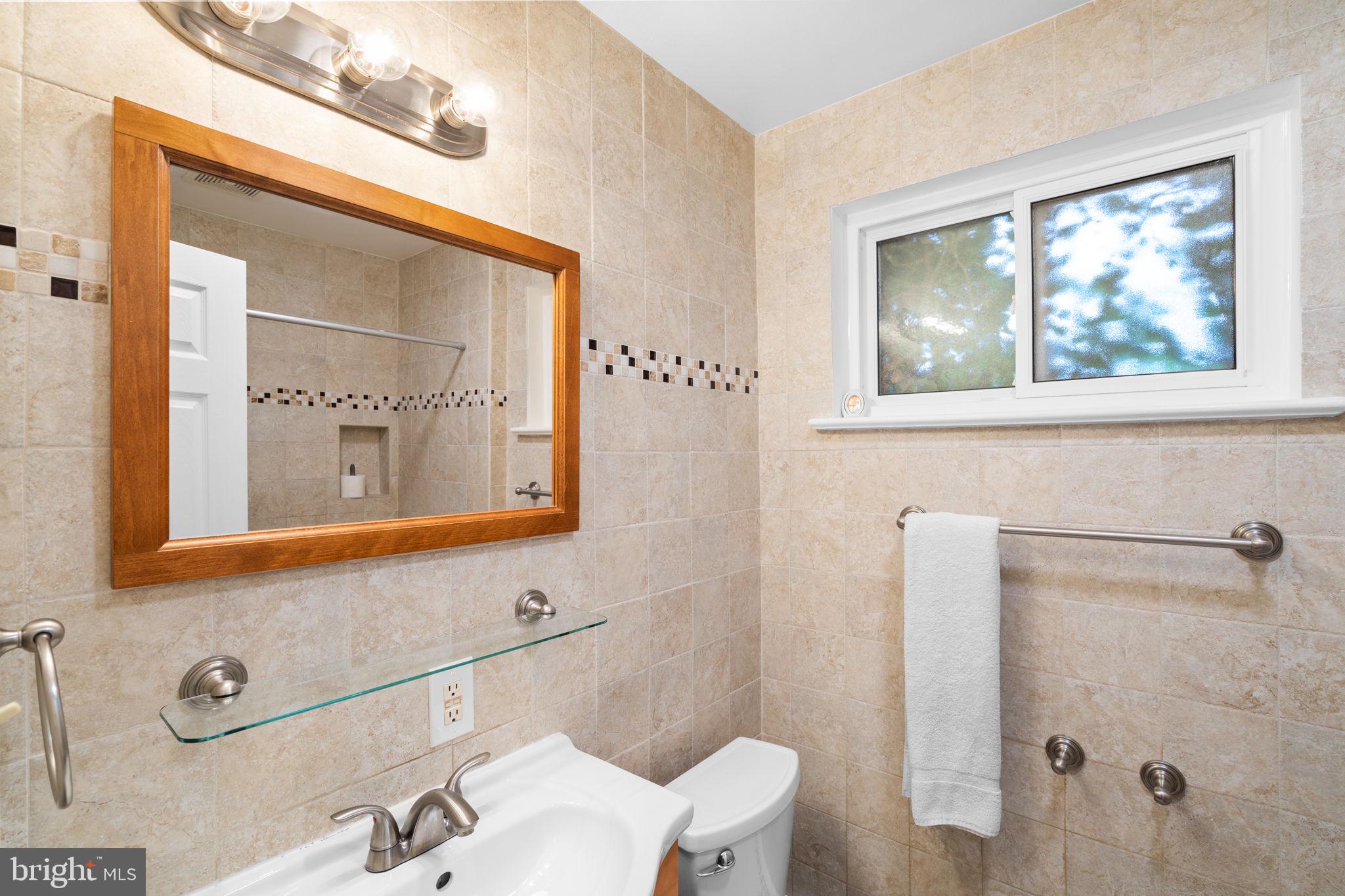 DALE VIEW MANOR - Residential