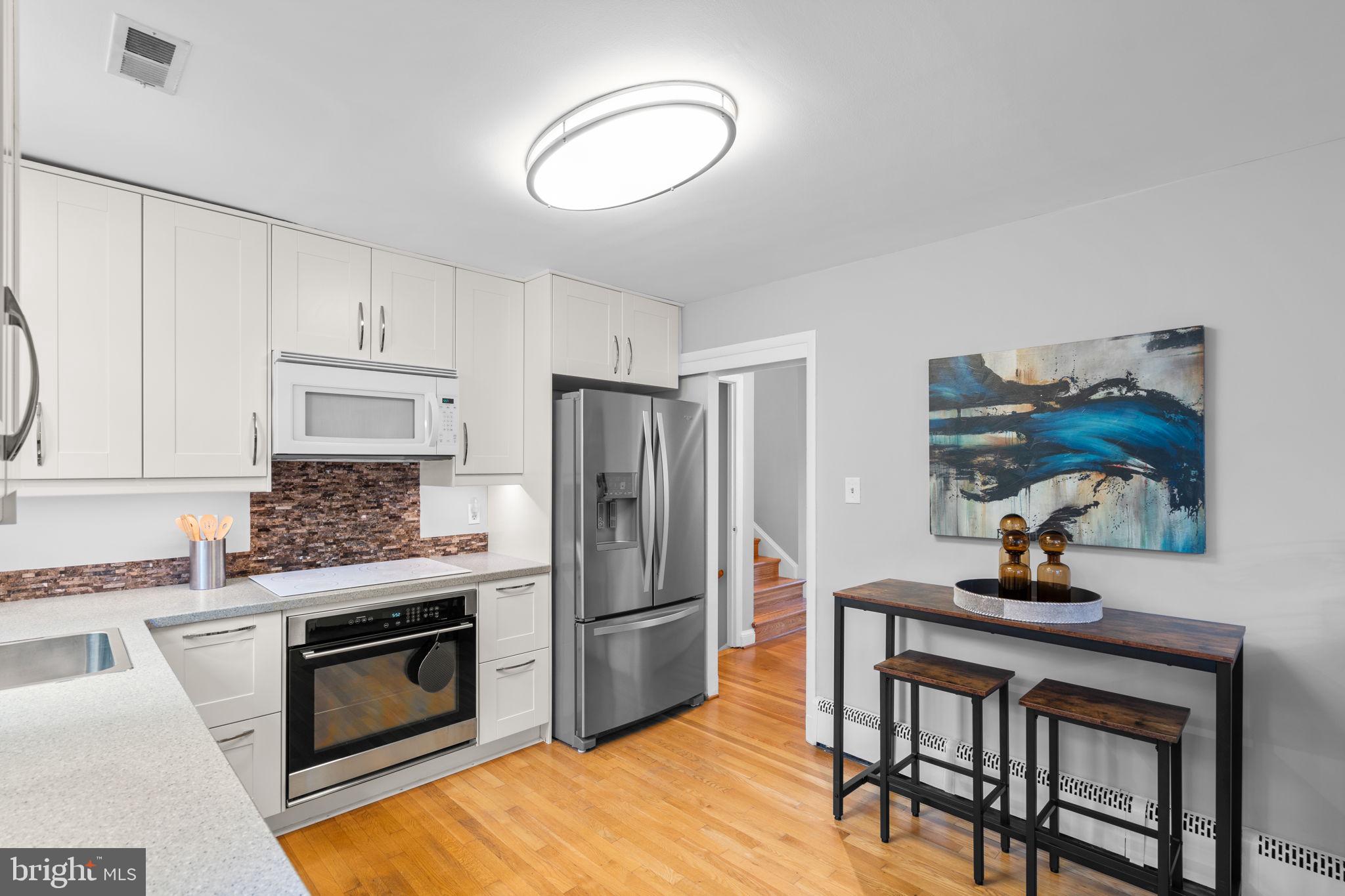 DALE VIEW MANOR - Residential