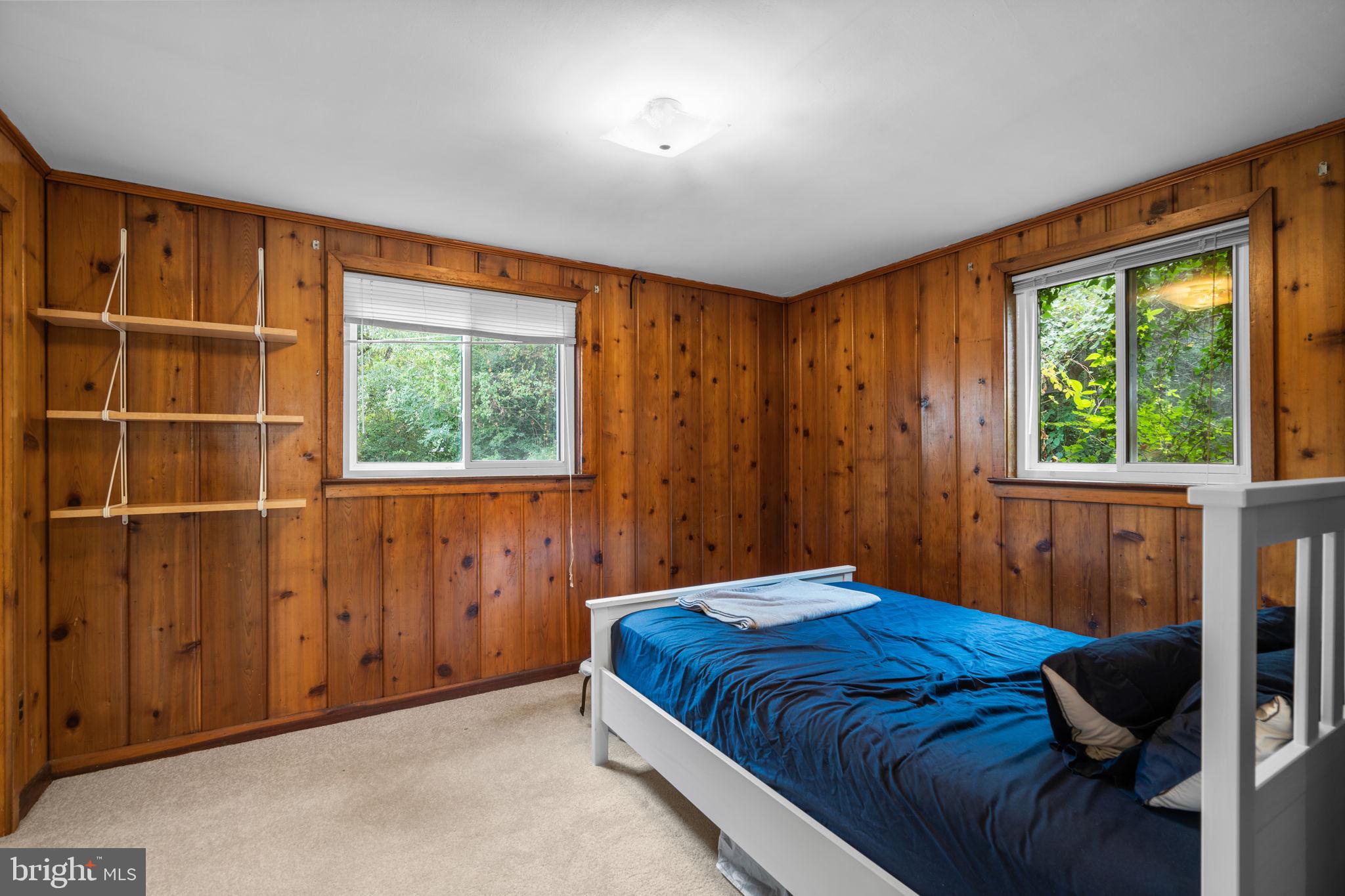 DALE VIEW MANOR - Residential