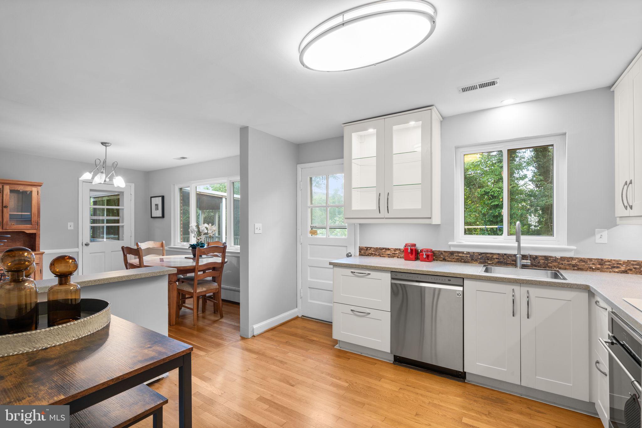 DALE VIEW MANOR - Residential