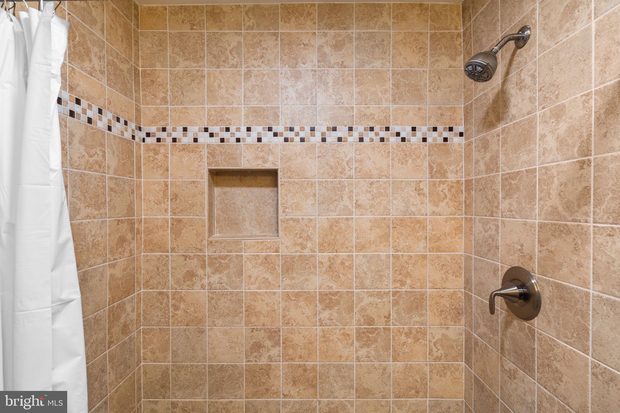 DALE VIEW MANOR - Residential