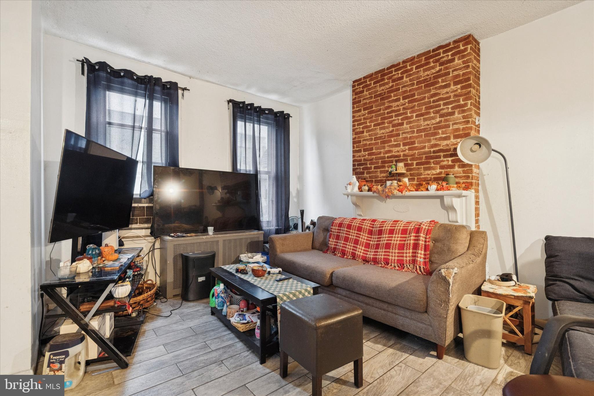 PORT RICHMOND - Residential