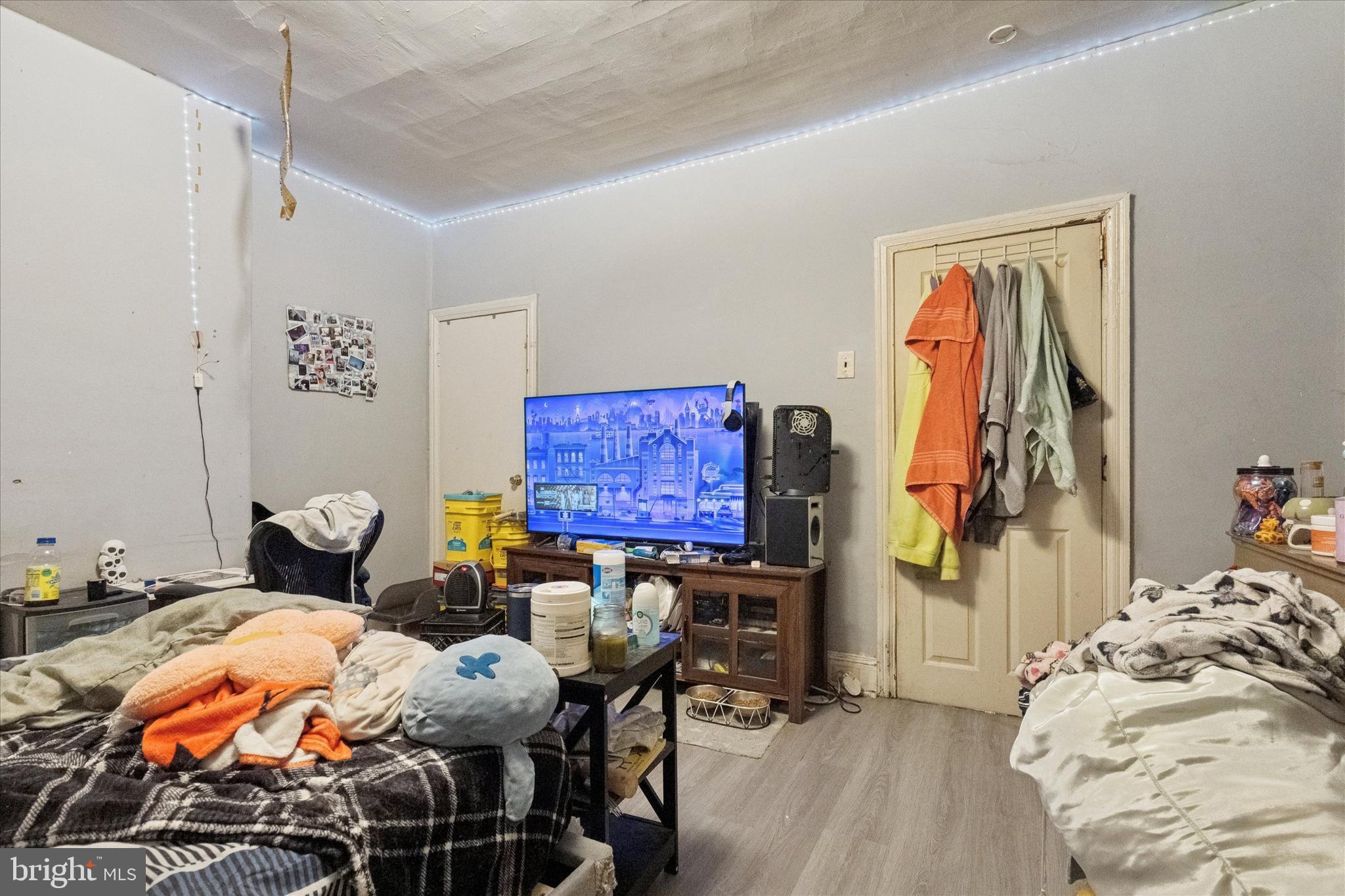 PORT RICHMOND - Residential