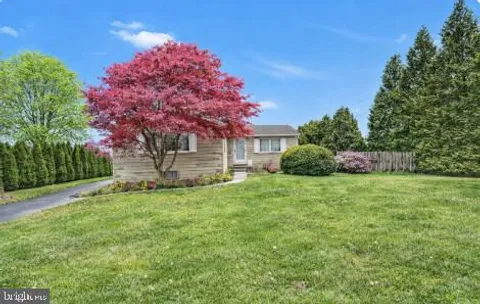 1892 Weavertown Rd, Douglassville, PA MLS: PABK2067142