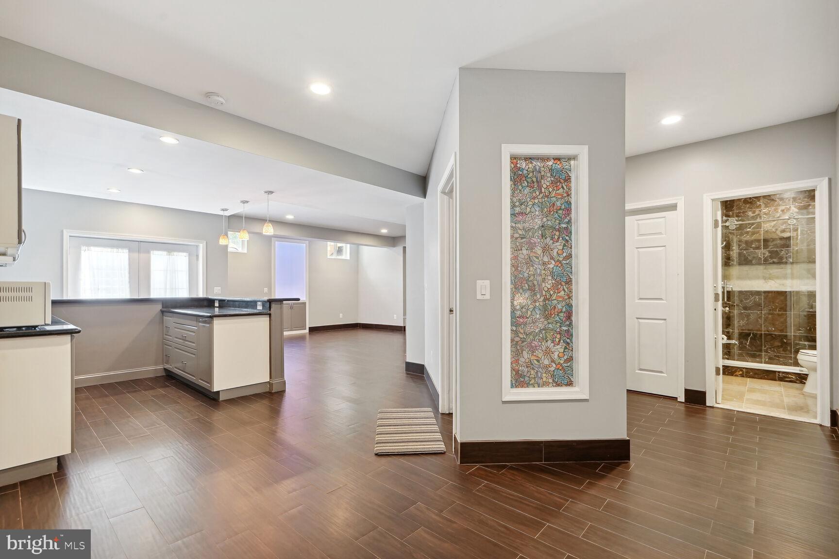 CENTRE RIDGE - Residential