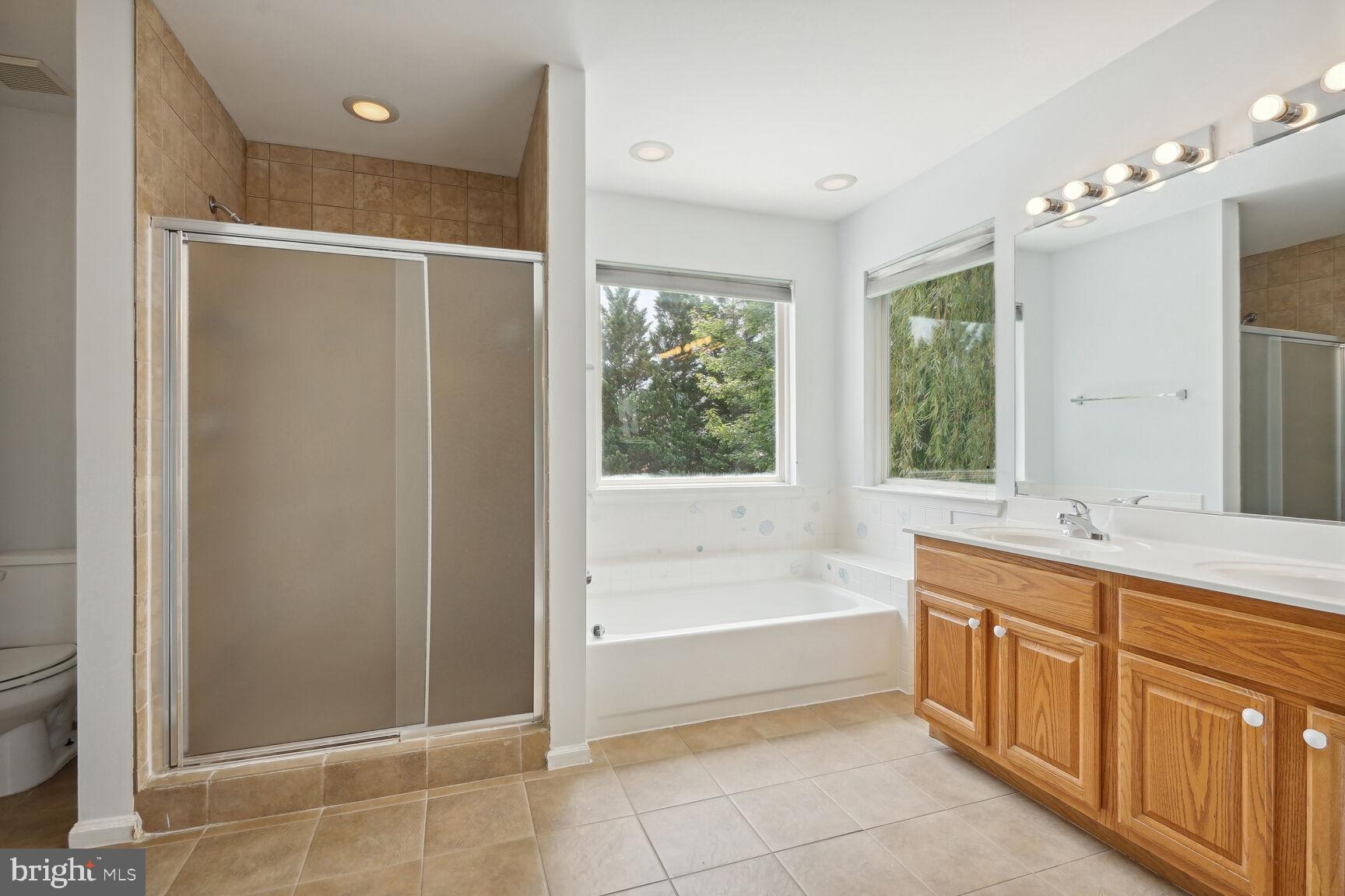 CENTRE RIDGE - Residential