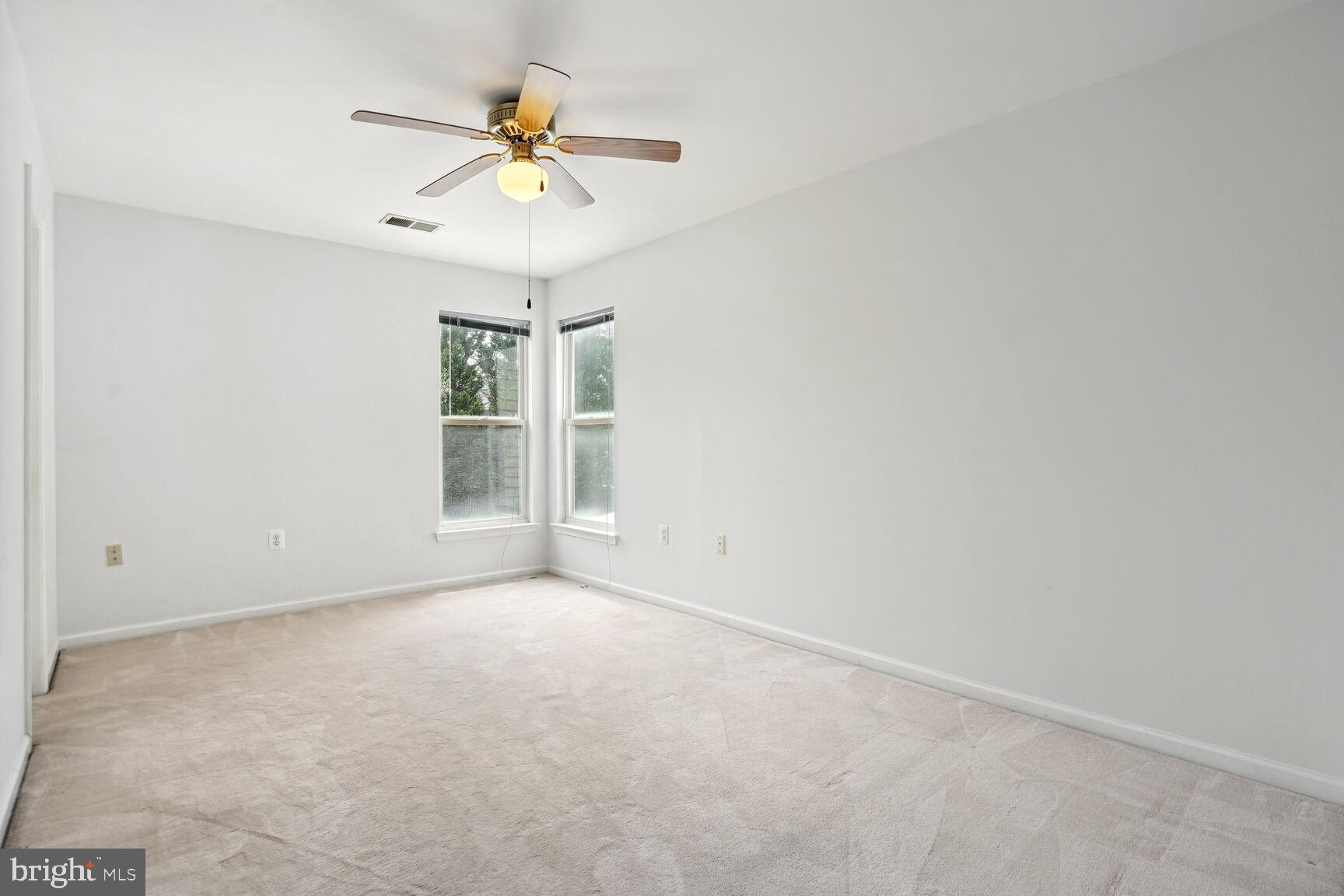 CENTRE RIDGE - Residential