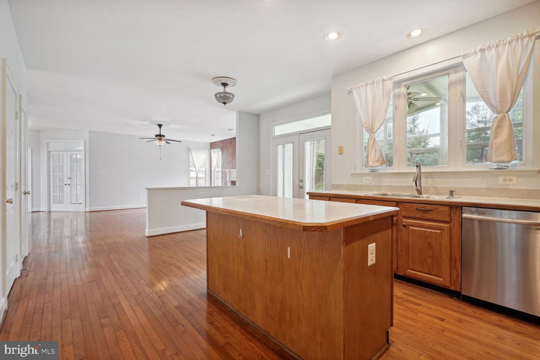 CENTRE RIDGE - Residential