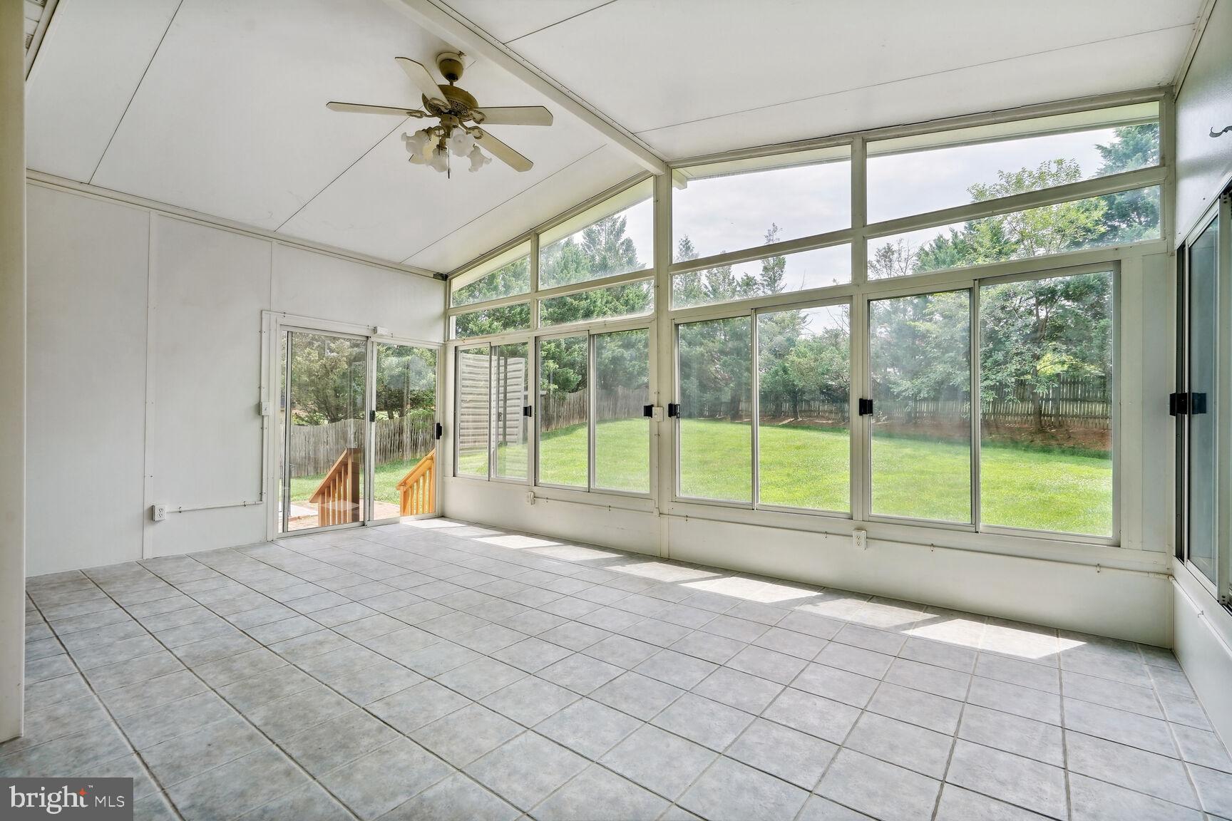 CENTRE RIDGE - Residential