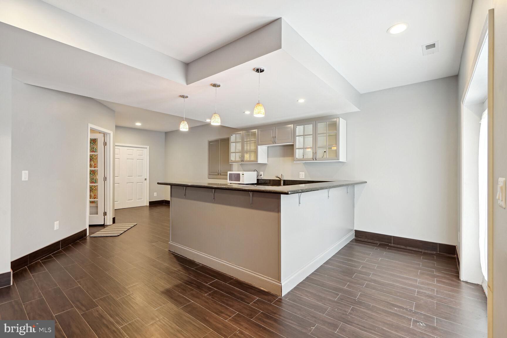 CENTRE RIDGE - Residential