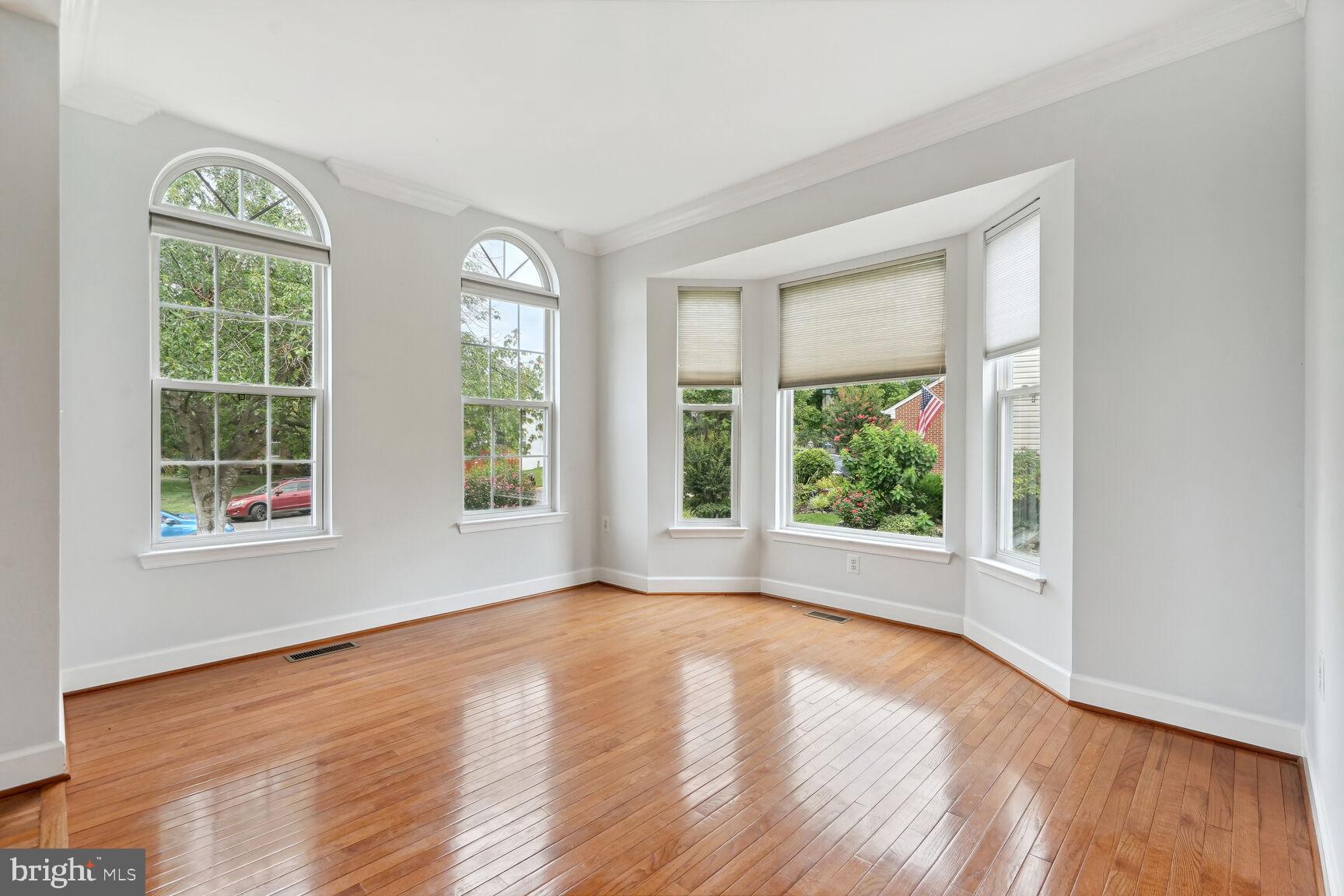 CENTRE RIDGE - Residential