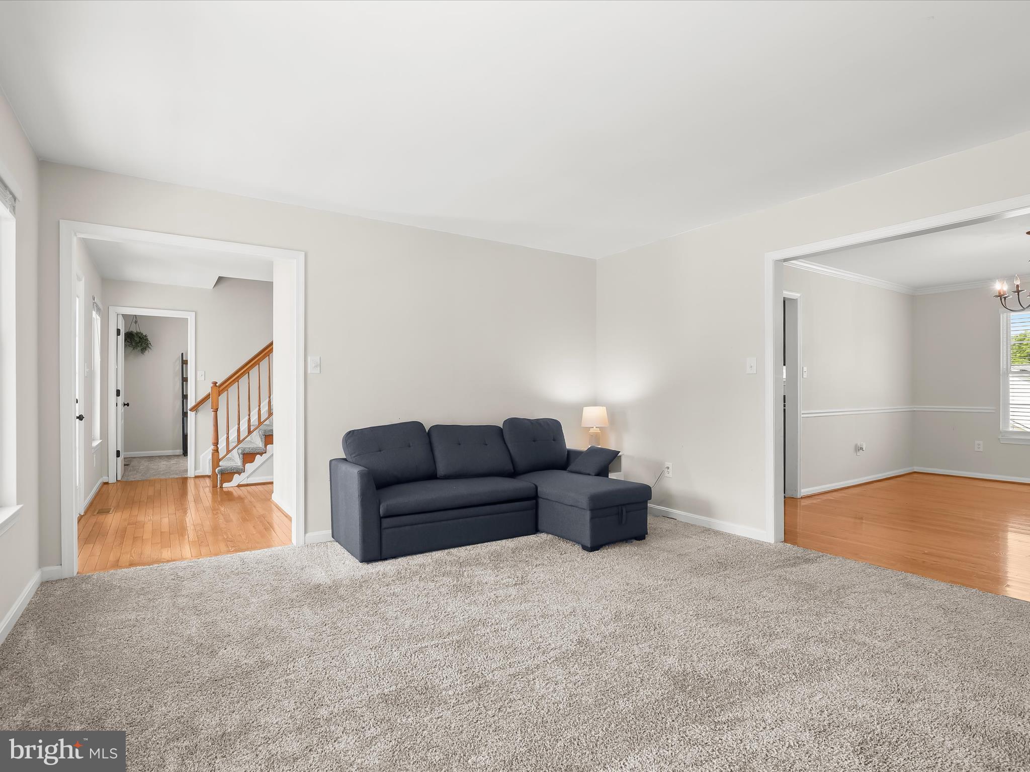 405 CHARTER COURT