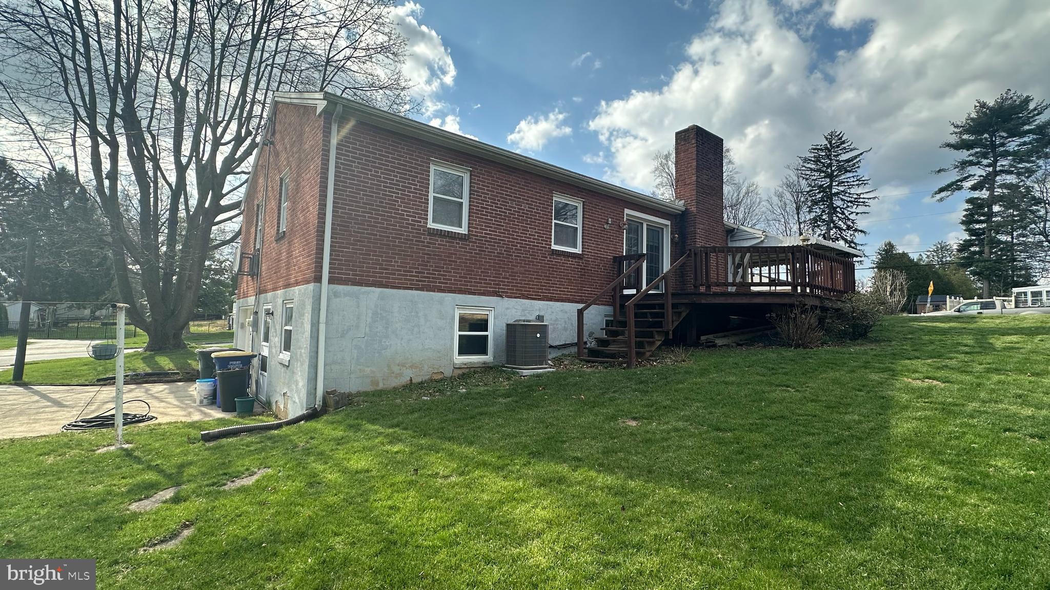 CEDAR VILLAGE - Residential