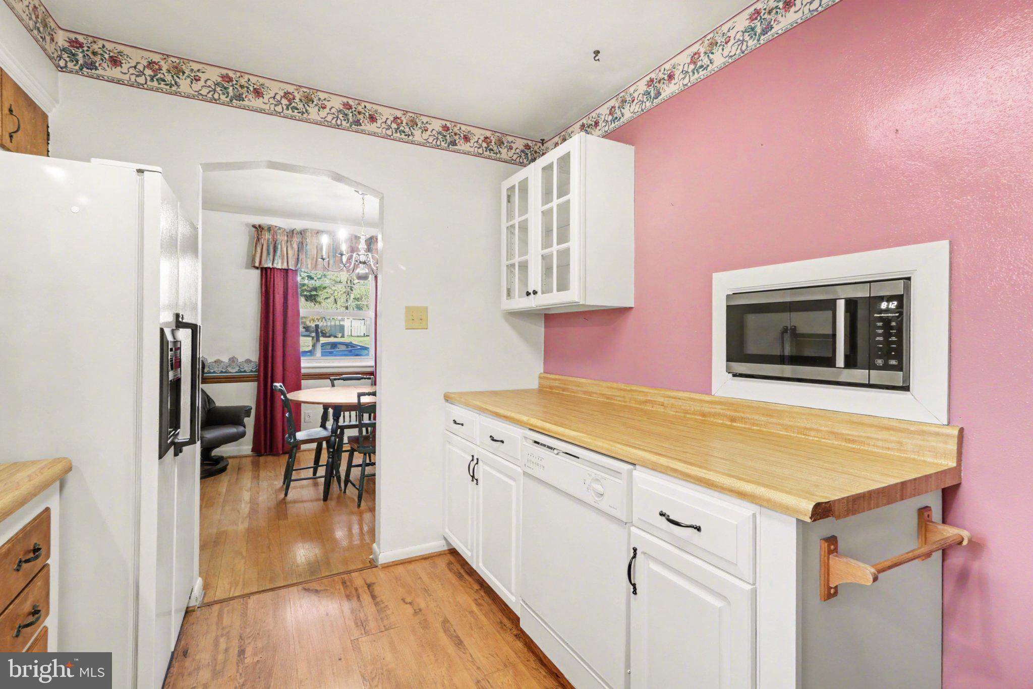 CEDAR VILLAGE - Residential