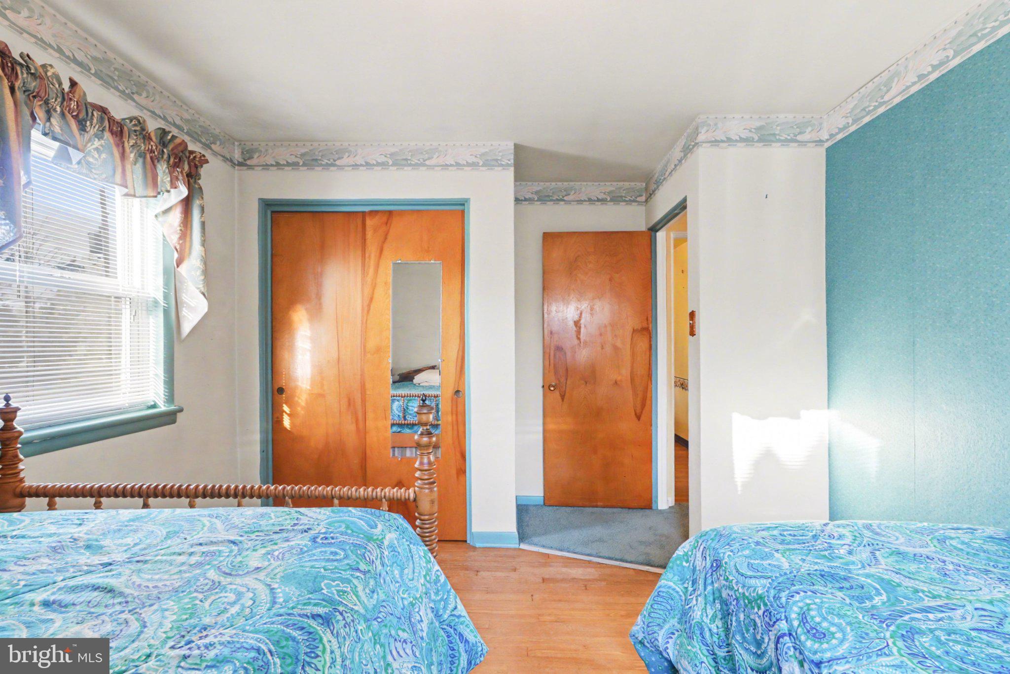 CEDAR VILLAGE - Residential