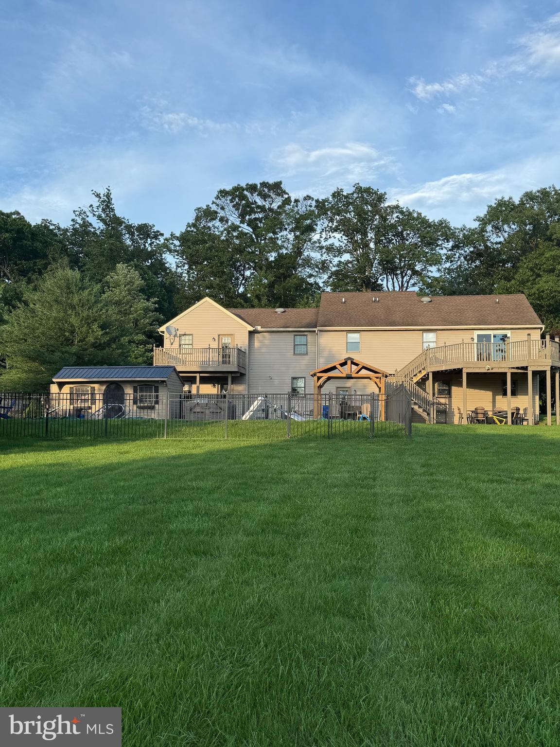 1872 YINGLING DRIVE