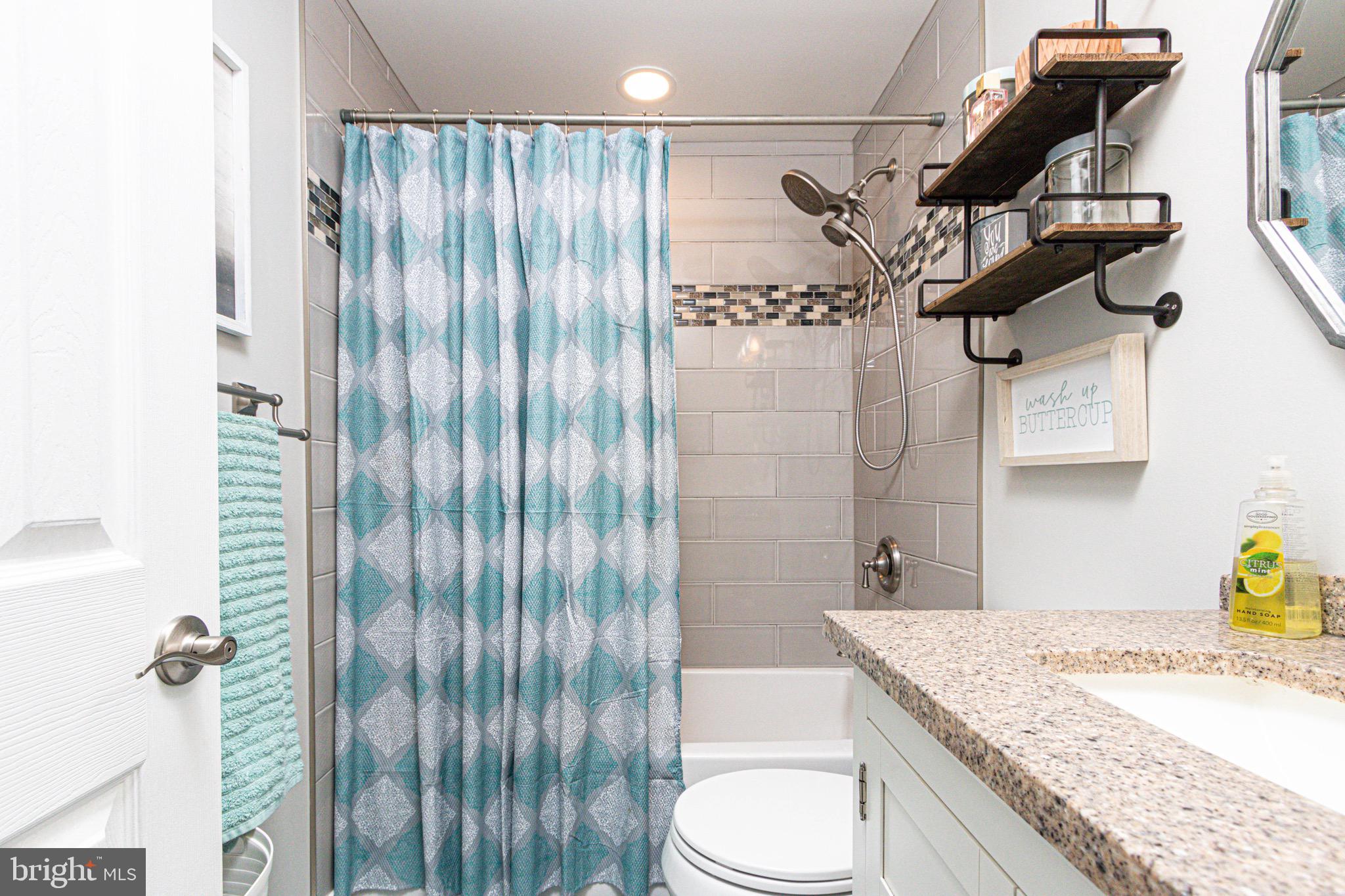 ROCK CREEK ESTATES - Residential