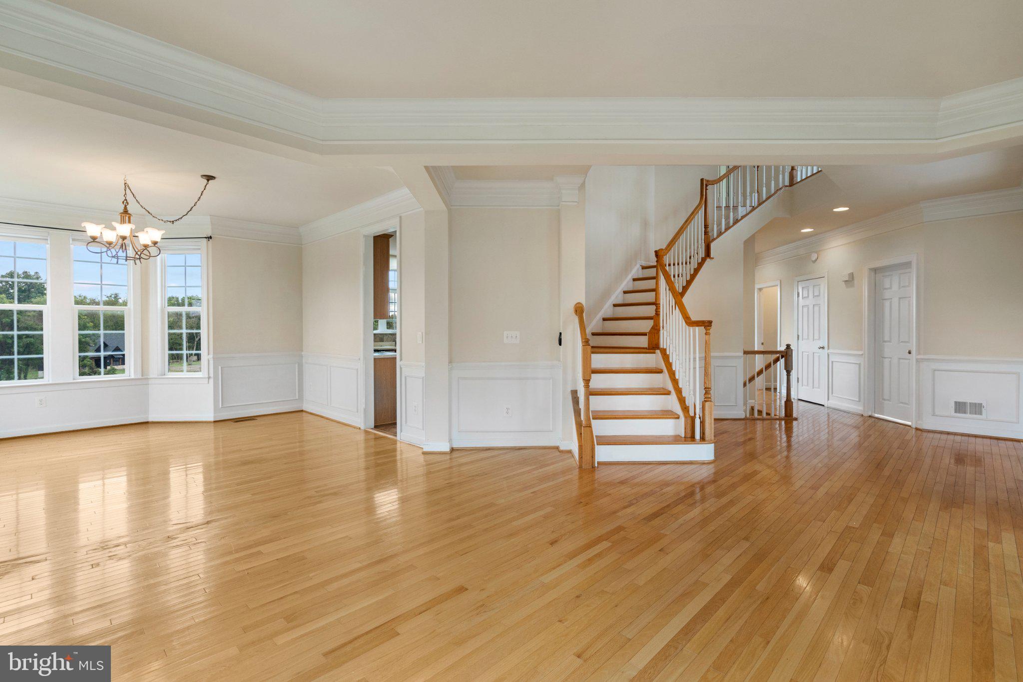 48 FIELD CREST COURT