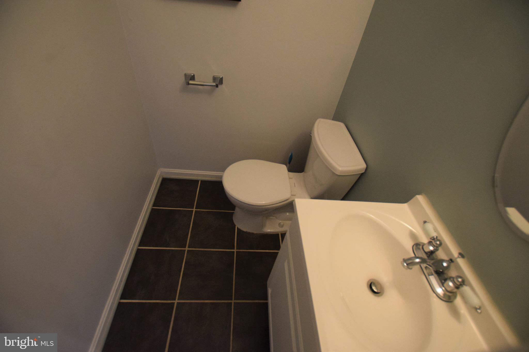 AMBERLEIGH - Residential Lease