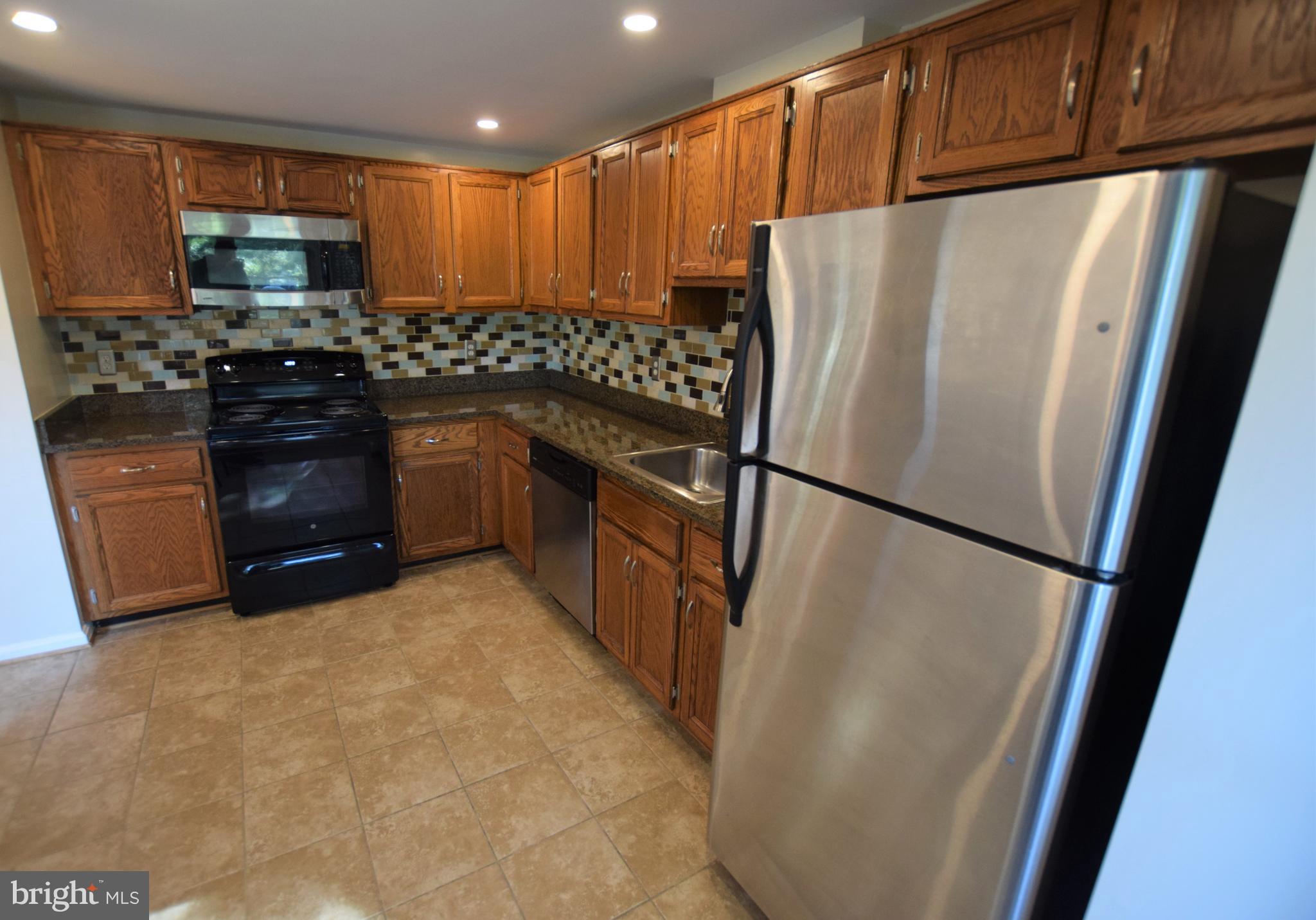 AMBERLEIGH - Residential Lease