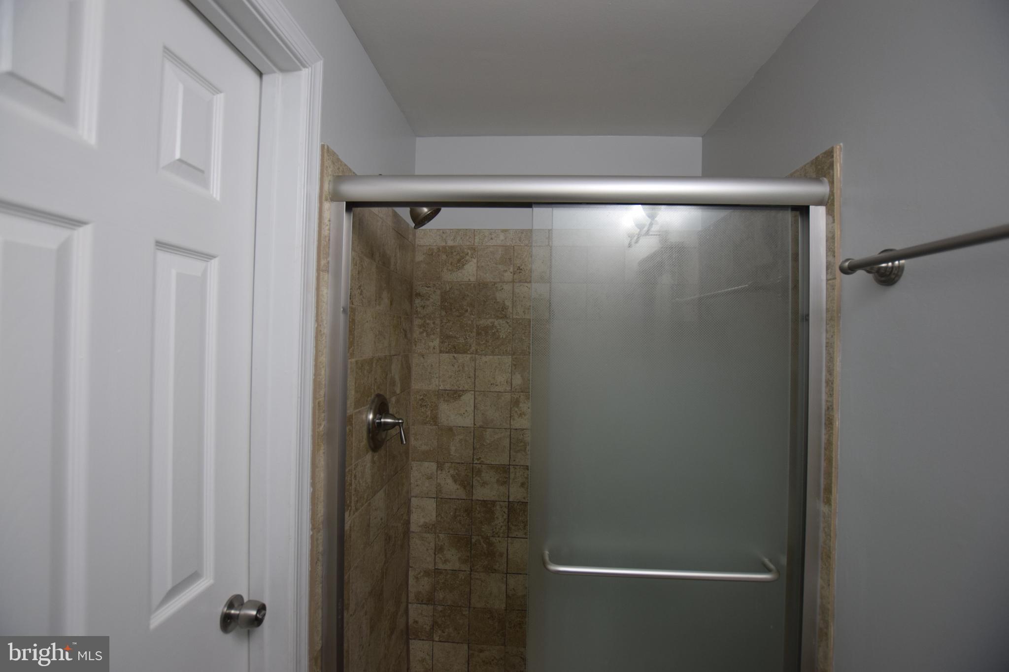 AMBERLEIGH - Residential Lease