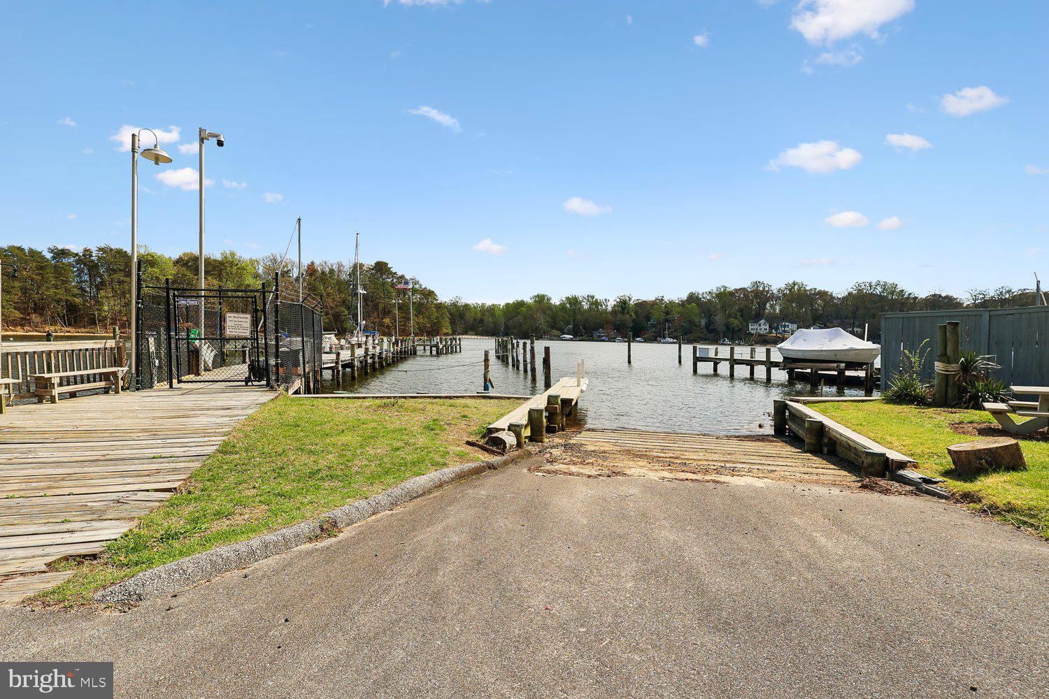 CARROLLTON MANOR - Residential