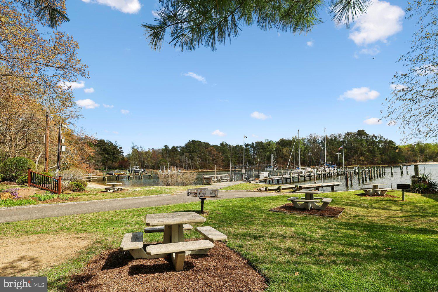 CARROLLTON MANOR - Residential