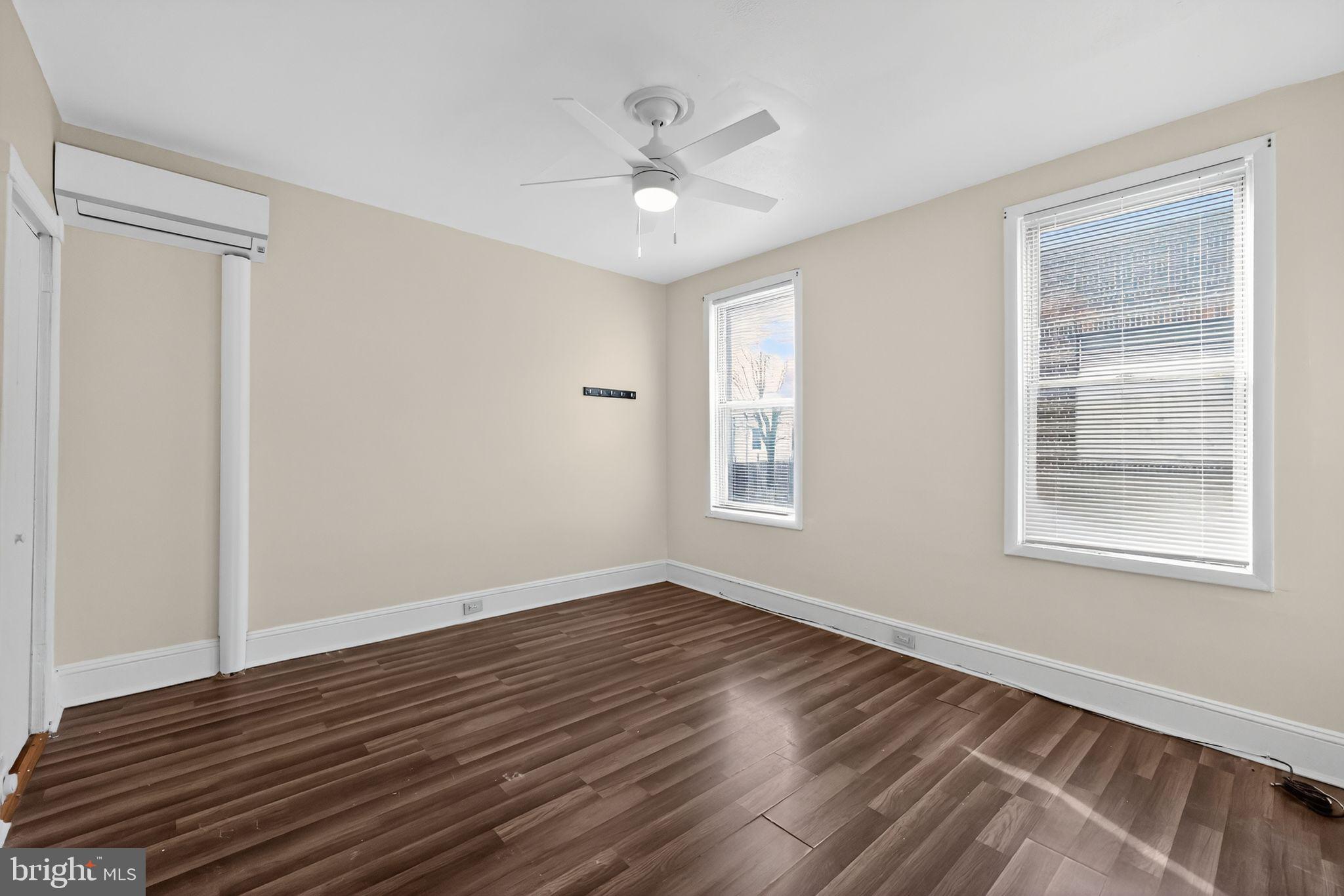 HARROWGATE - Residential