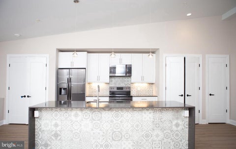 Condo For Rent - 216 W 9th Street #301<br/> New Castle County, WILMINGTON, DE 19801