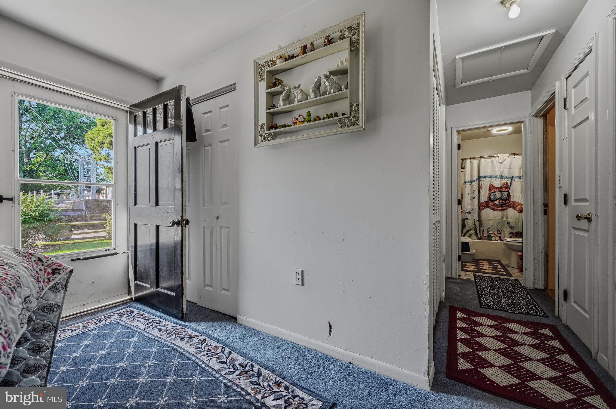 19 HOLLINGSWORTH MNR