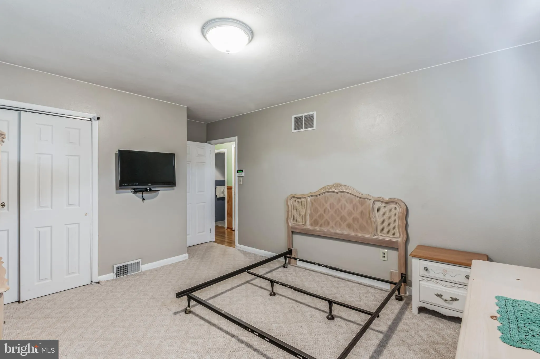 Vineland, New Jersey 08360, United States, 3 Bedrooms Bedrooms, ,1 BathroomBathrooms,Residential,Pending,76979