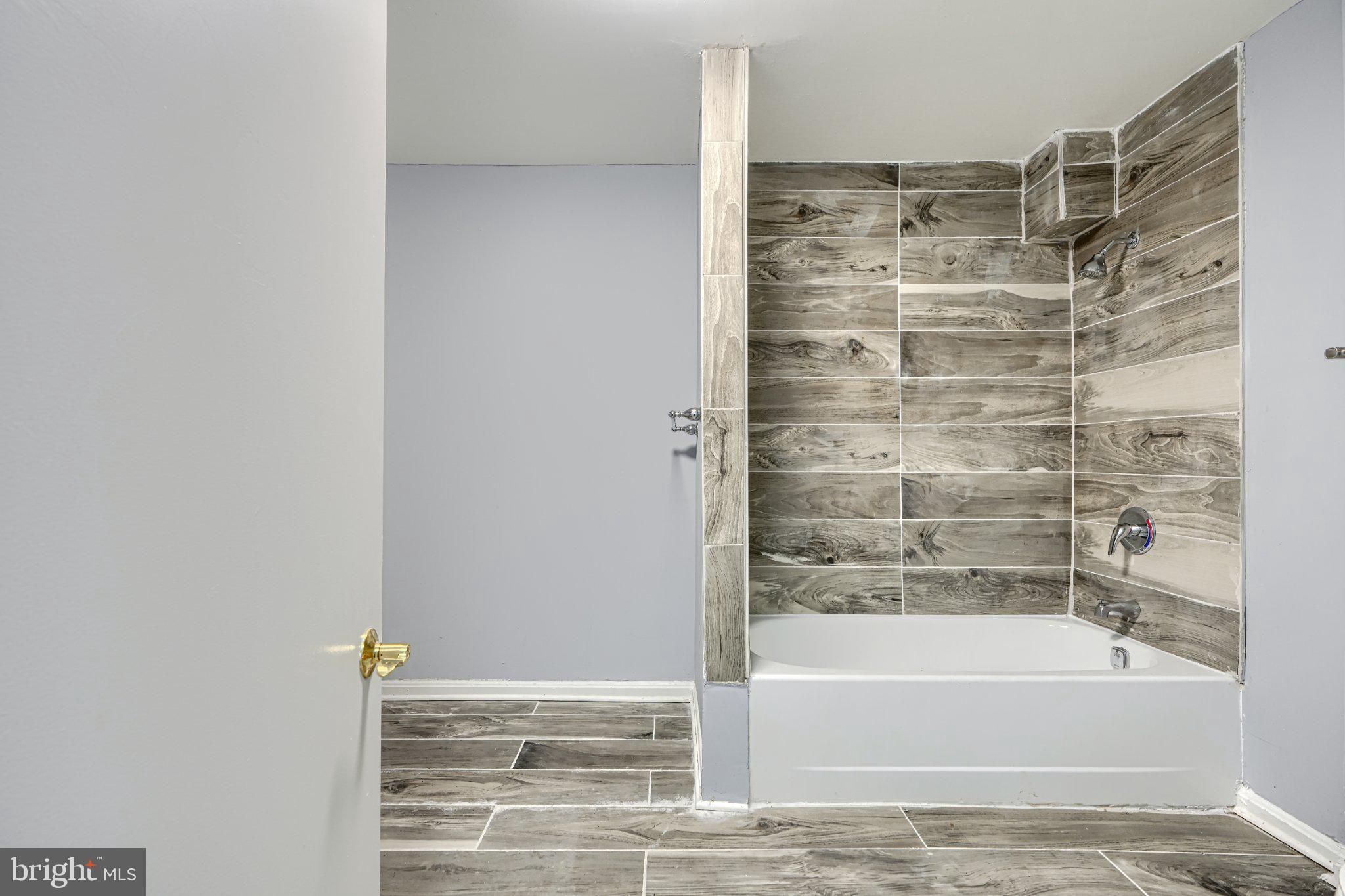 CARROLLTON RIDGE - Residential