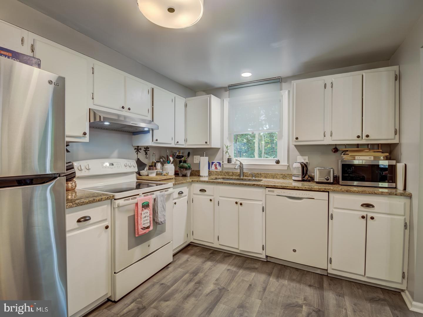 BRADFIELD - Residential Lease