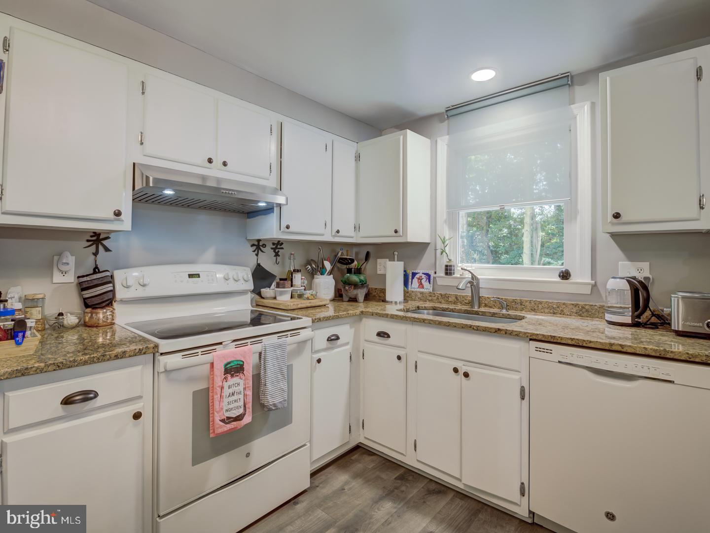 BRADFIELD - Residential Lease