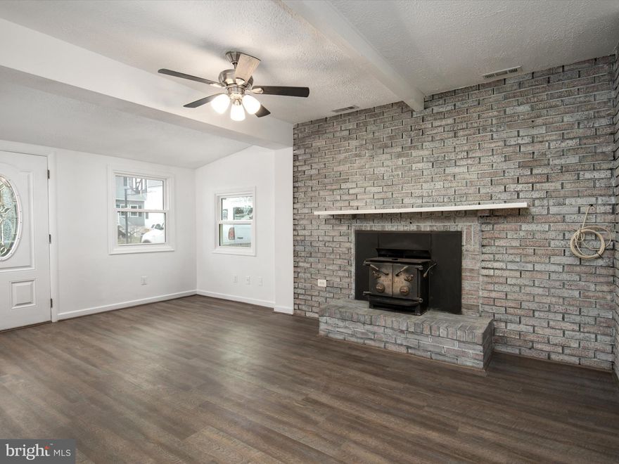 She packs a punch! Freshly painted and move-in ready! No heavy lifting here with all the major projects complete. Roof, siding, windows, gutters and HVAC have been replaced within the last 5 or less years. Wide open floor plan and much larger than it appears from the outside! Spacious great room flows into the large eat in kitchen. Granite counters and Luxury vinyl planked floors and just a few of the upgrades. Water conditioning system with UV light and upgraded electrical everywhere. Walk to the community sandy beaches & community piers. Move just in time for summer and dont forget your kayak and paddle board! Just 5 minutes to Annapolis, walk to restaurants and shopping.