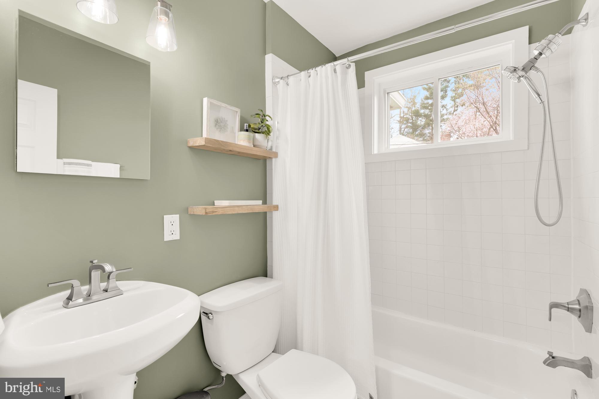 ROSEMARY HILLS - Residential