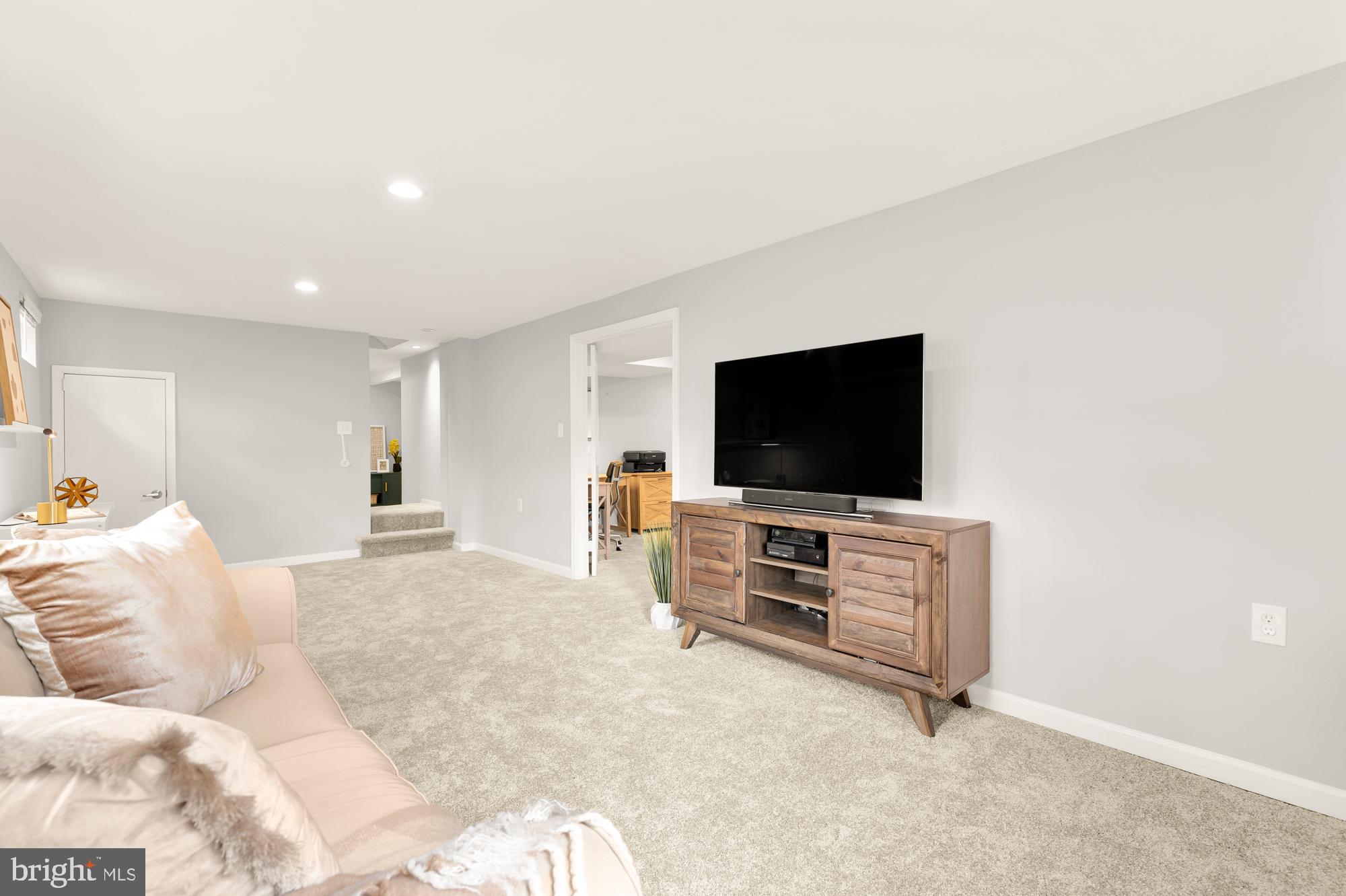 ROSEMARY HILLS - Residential