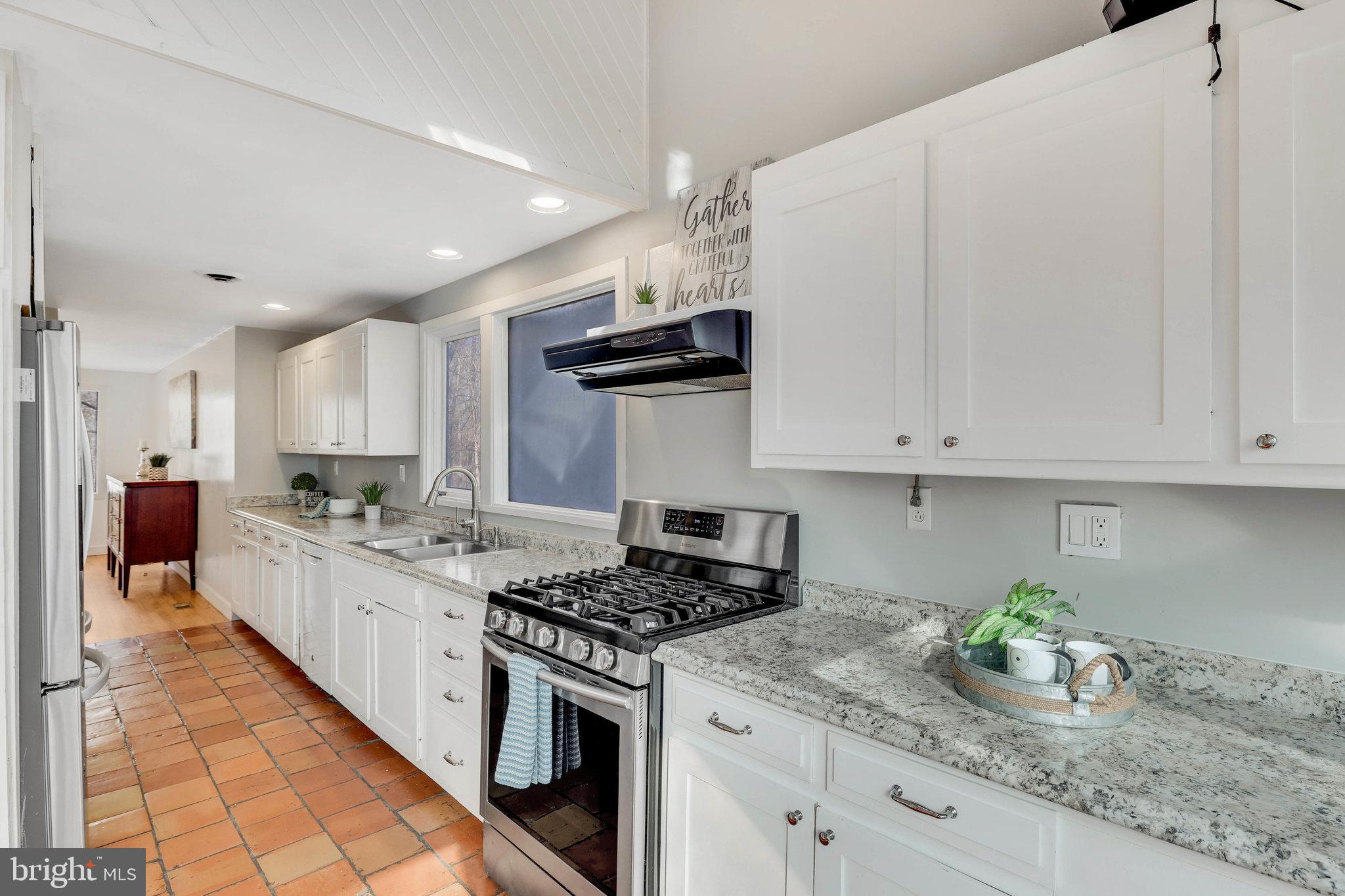 POTOMAC RIDGE ESTATES - Residential