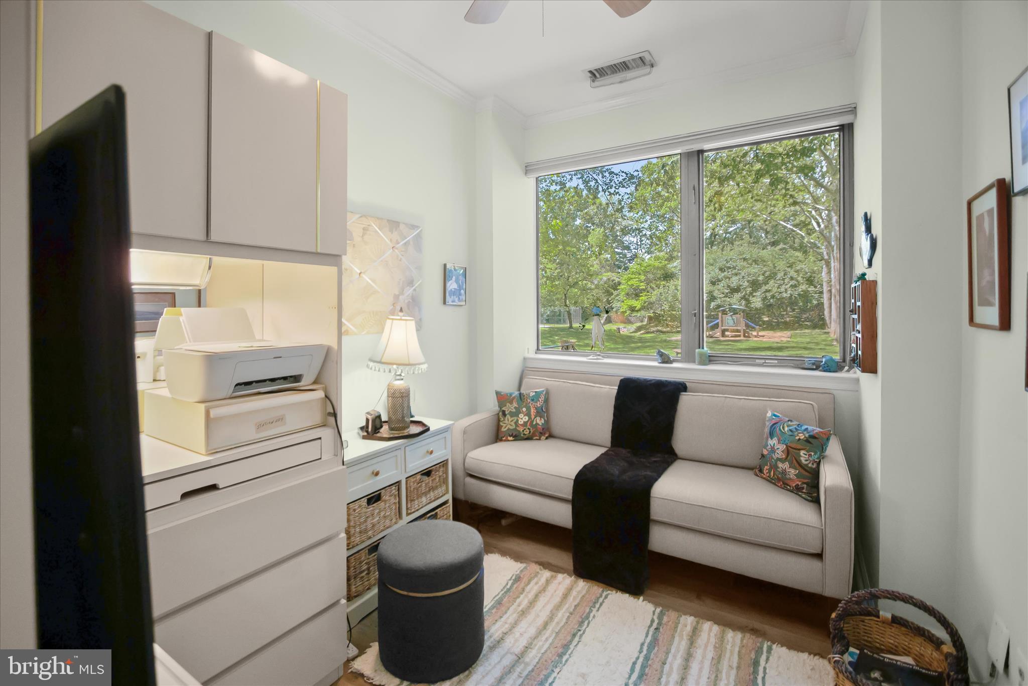 WHITLEY PARK CONDOMINIUM - Residential